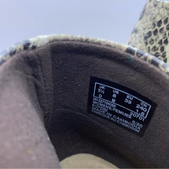 CLARKS Collection Women’s Linvale Sea Ankle Boot Taupe Snakeskin VEGAN Sz 8M - Picture 7 of 8